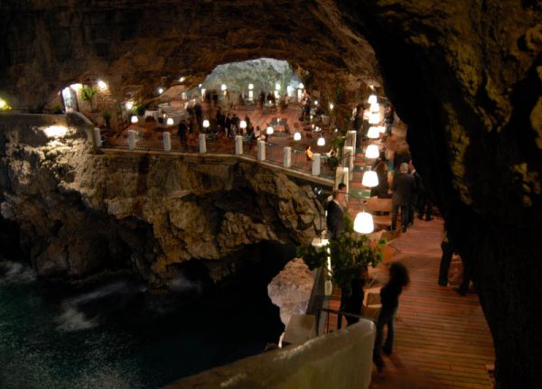 Restaurant inside a cave cavern itlay4