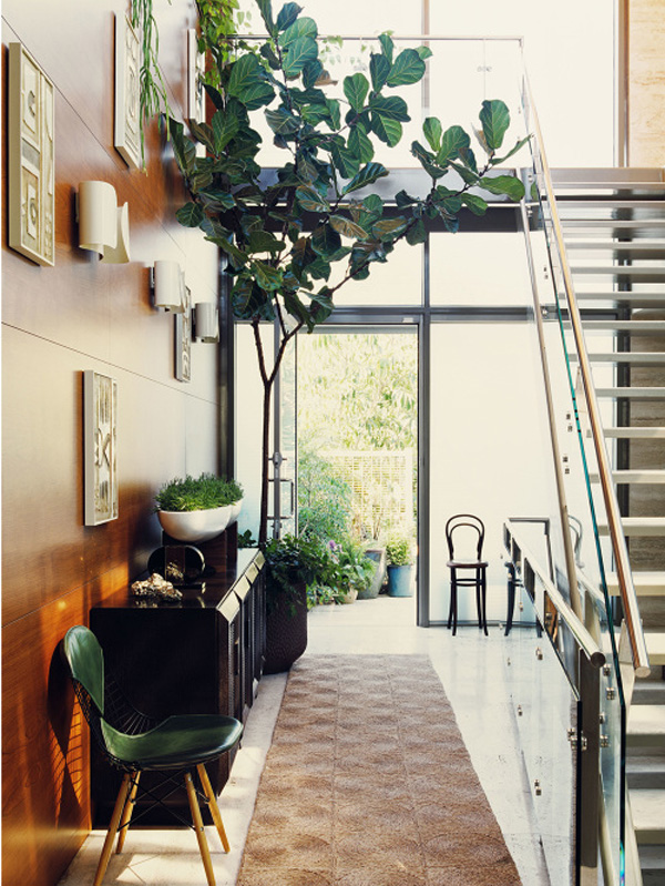 retro beach house in Malibu foyer design