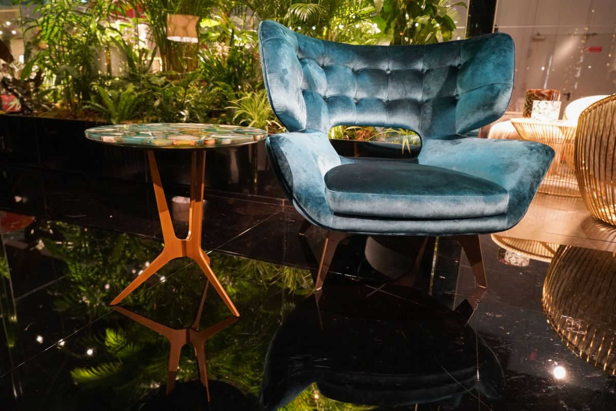 Roberto cavalli armchair in tufted blue velvet
