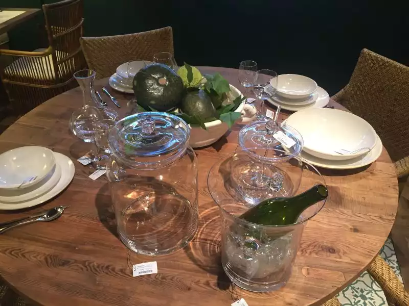 round dining table with glassware