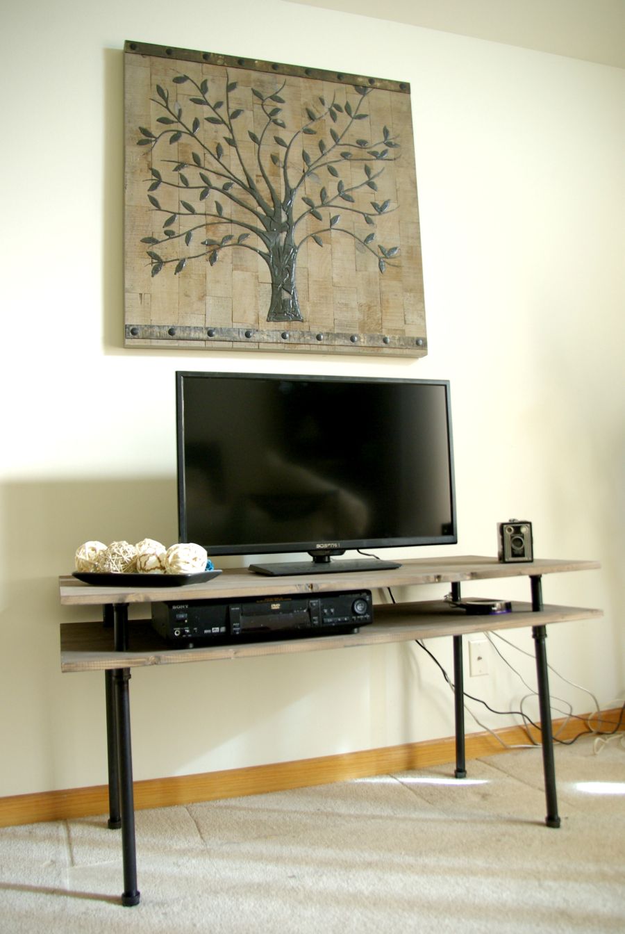 Rustic and modern Tv stand last