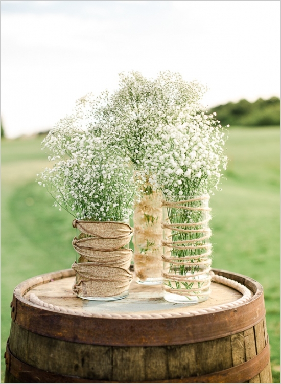 rustically-romantic-wedding-wine-barrel