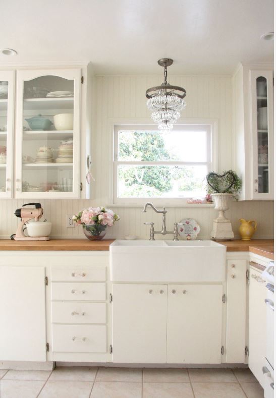 shabby chic kitchen cabinet style