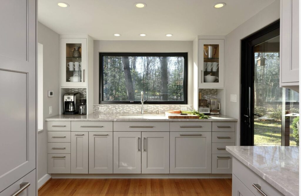 Shaker kitchen Cabinets