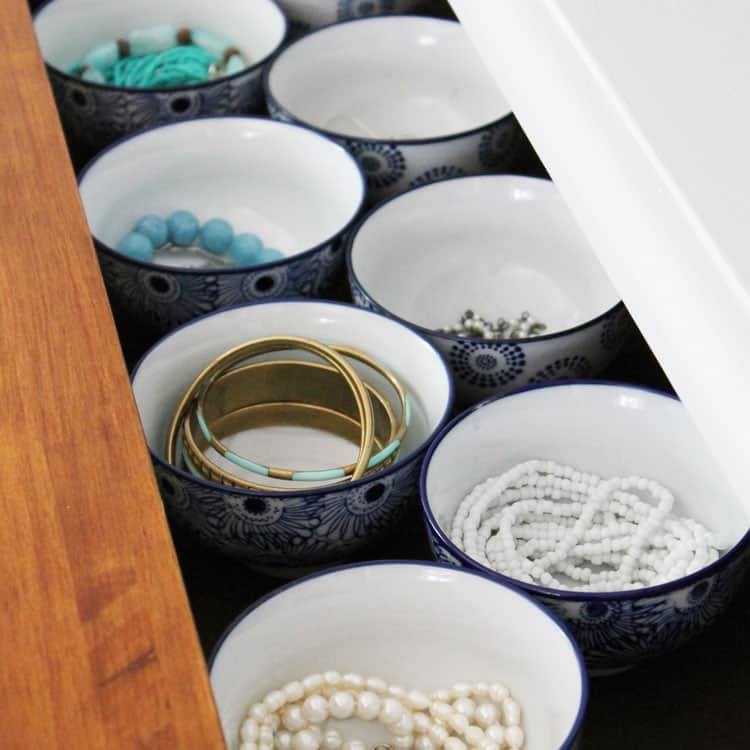Simple jewelry organization bowls