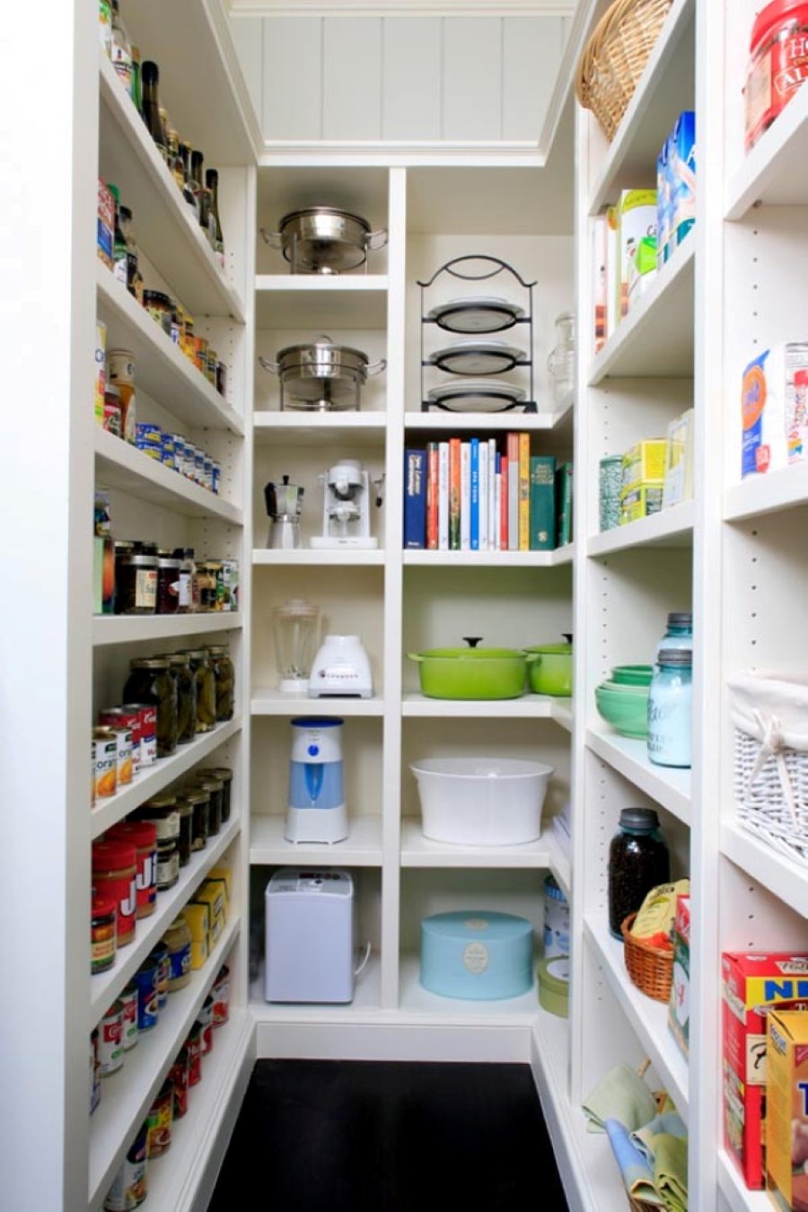 Small cubby storage inside the pantry