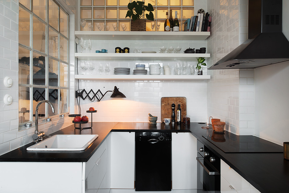 Small u shaped kitchen subway tiles