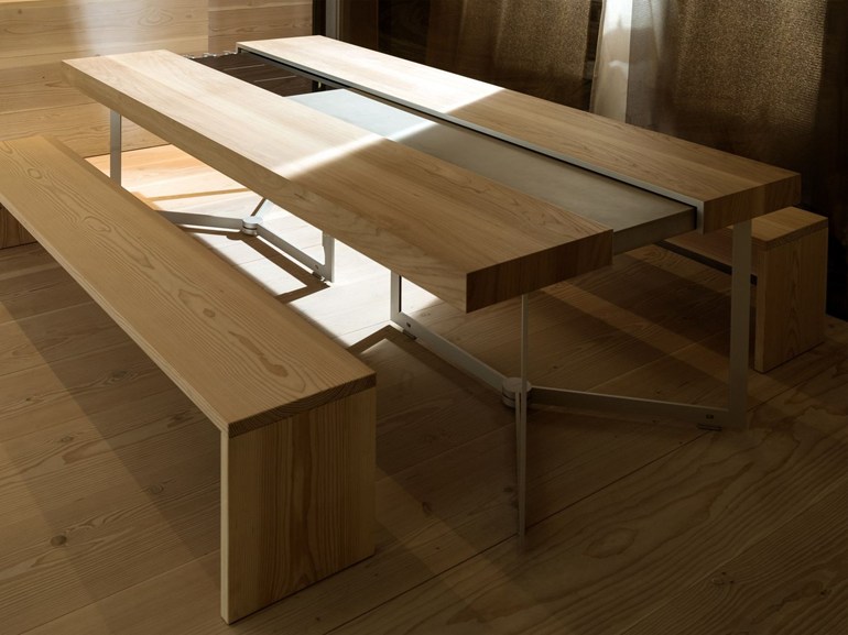 Solitaire extending wooden table2