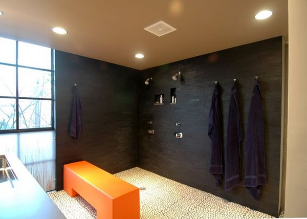 doorless shower with a bench