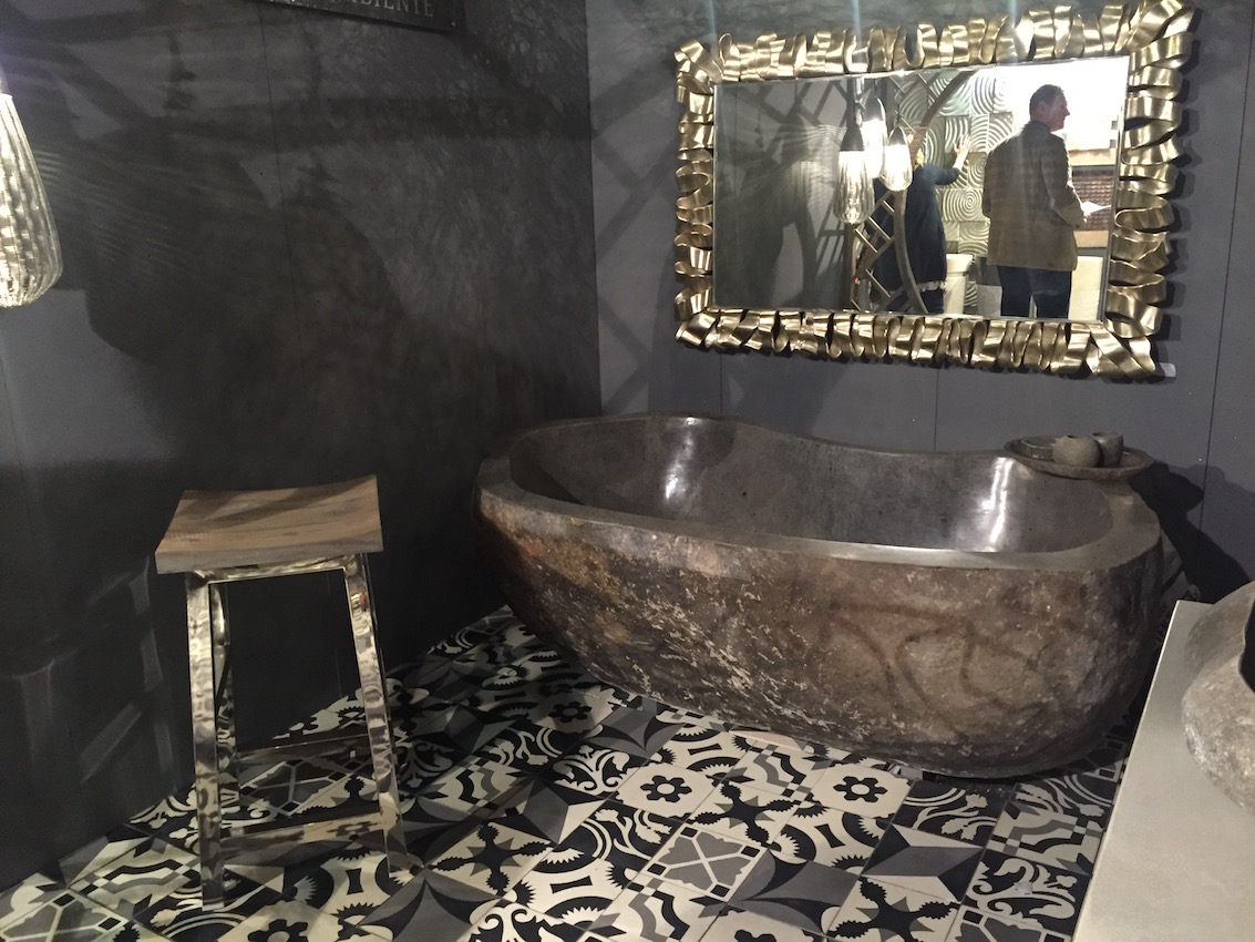 stone tub