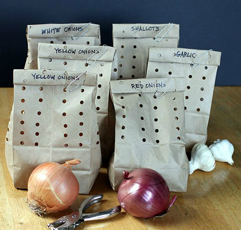 storing onions