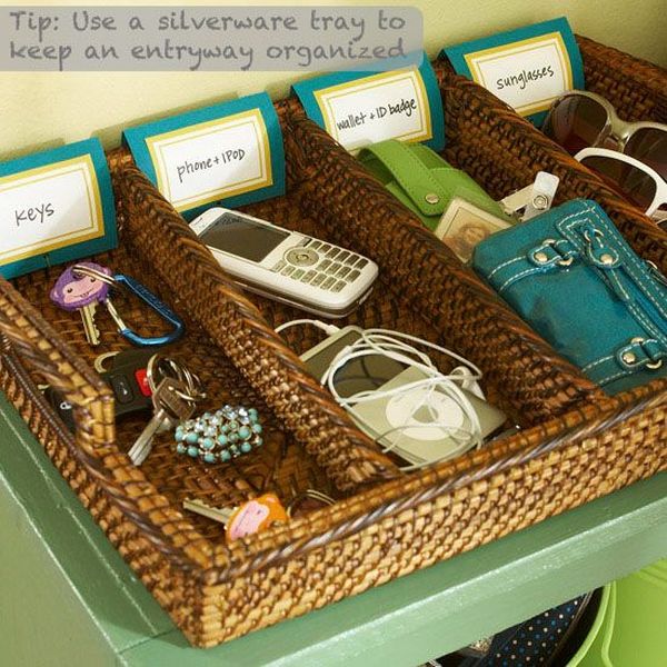 Stylish tray organizatio entryway