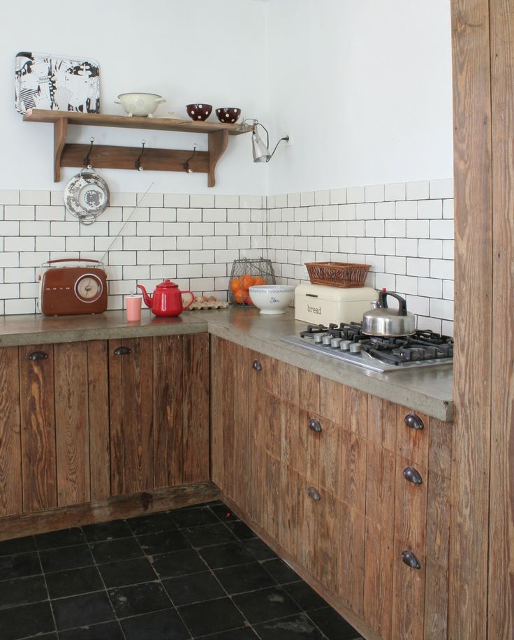 Subway kitchen backsplash design