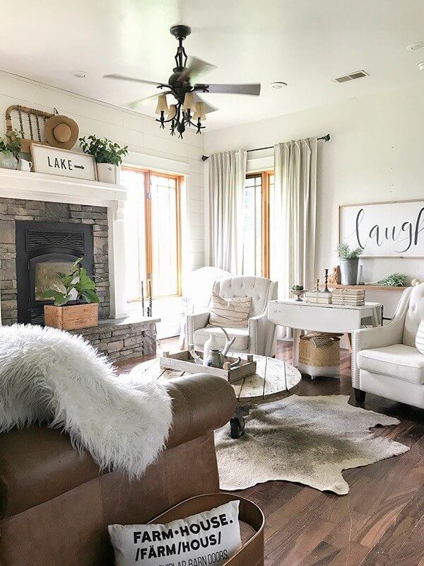 summer farmhouse living room decor