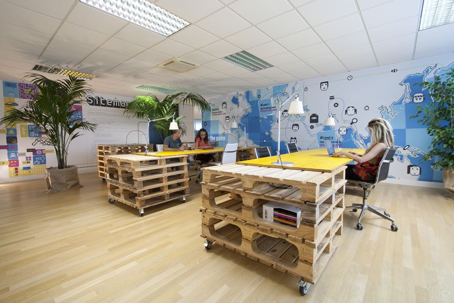 sustainable and Eco-friendly decor with pallets