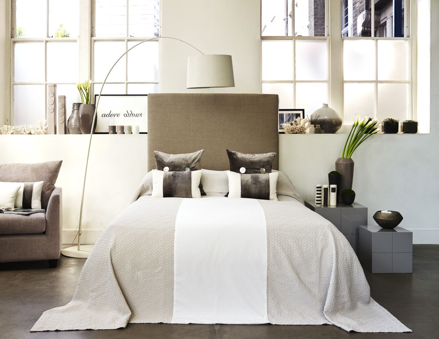 taupe-bedroom-signature