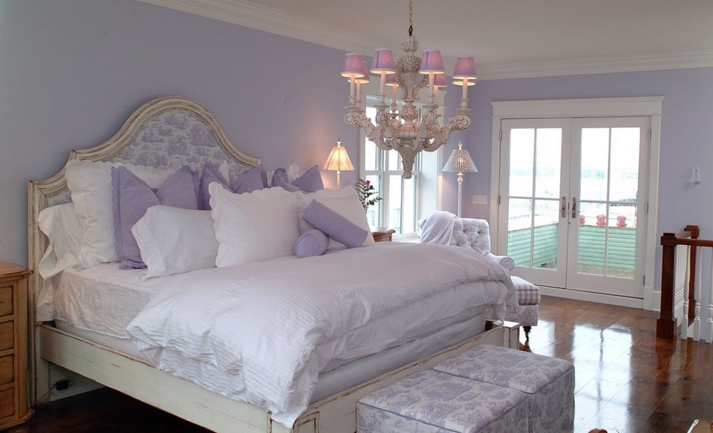 Teenage levender bedroom design