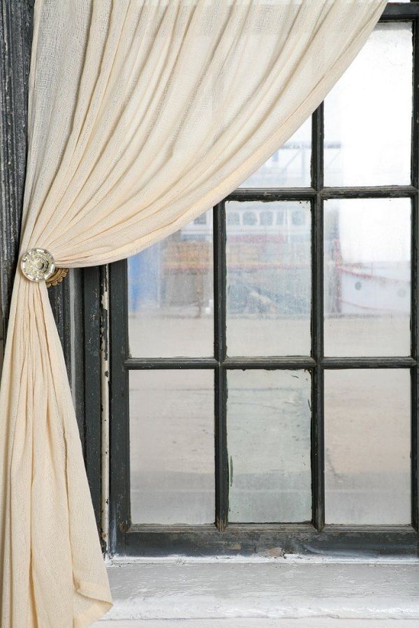 Tie backs for curtains