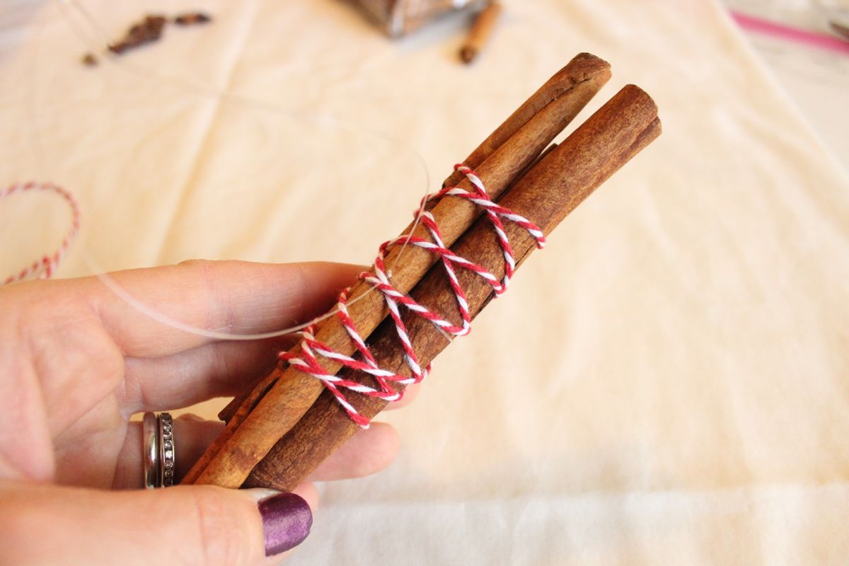 traditional and modern natural Christmas tree ornamentation