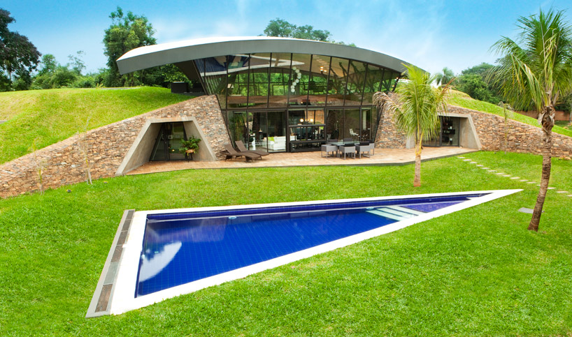 Two single family homes in paraguay triangle swimming pool