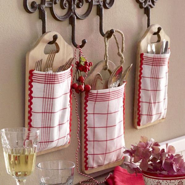 Utensil storage pockets