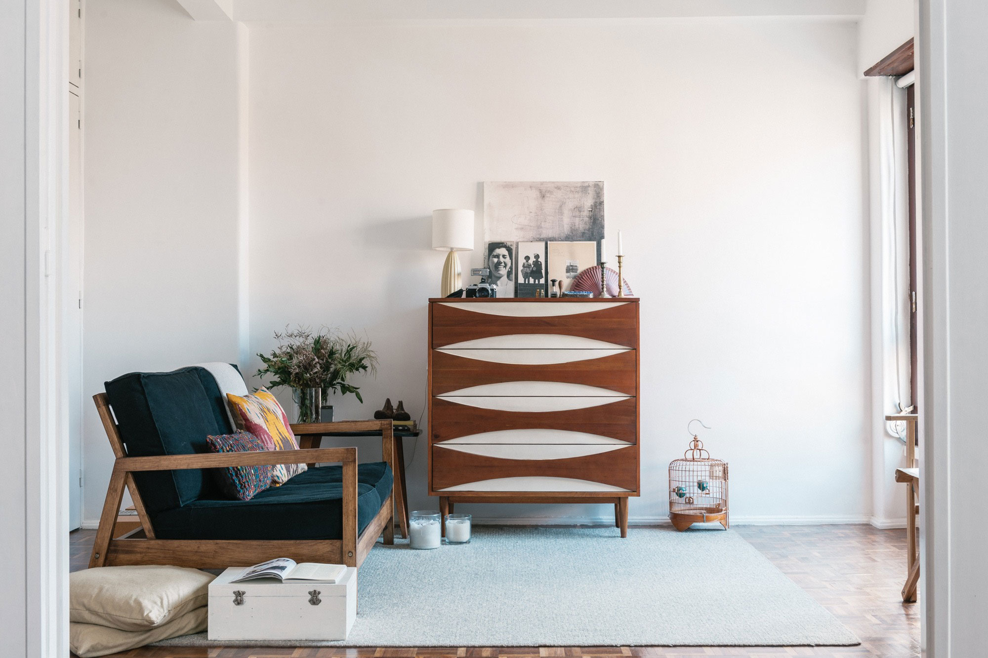 vintage-living-room-furniture