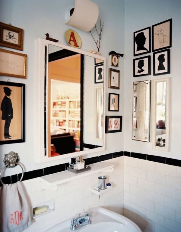 Wall art bathroom