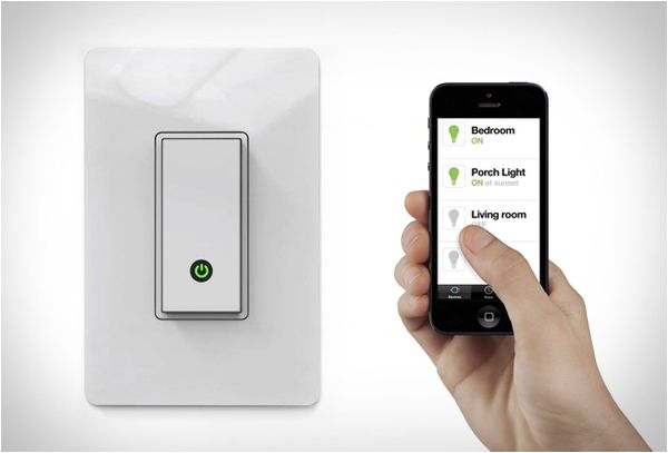 Wemo light switch bachelor pad tech