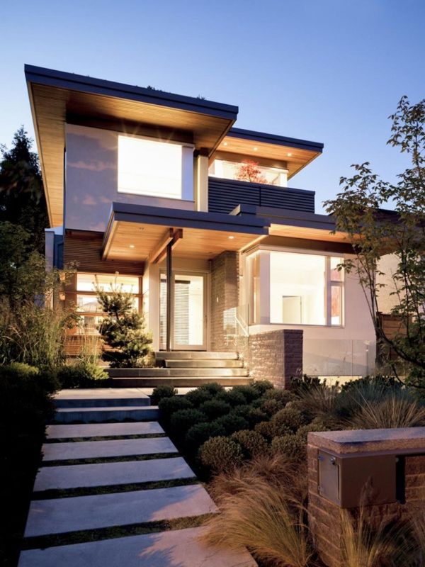 West 21 house