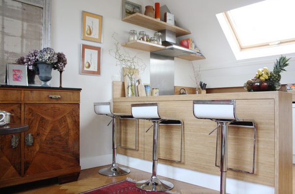 White contemporary chairs for kitchen island