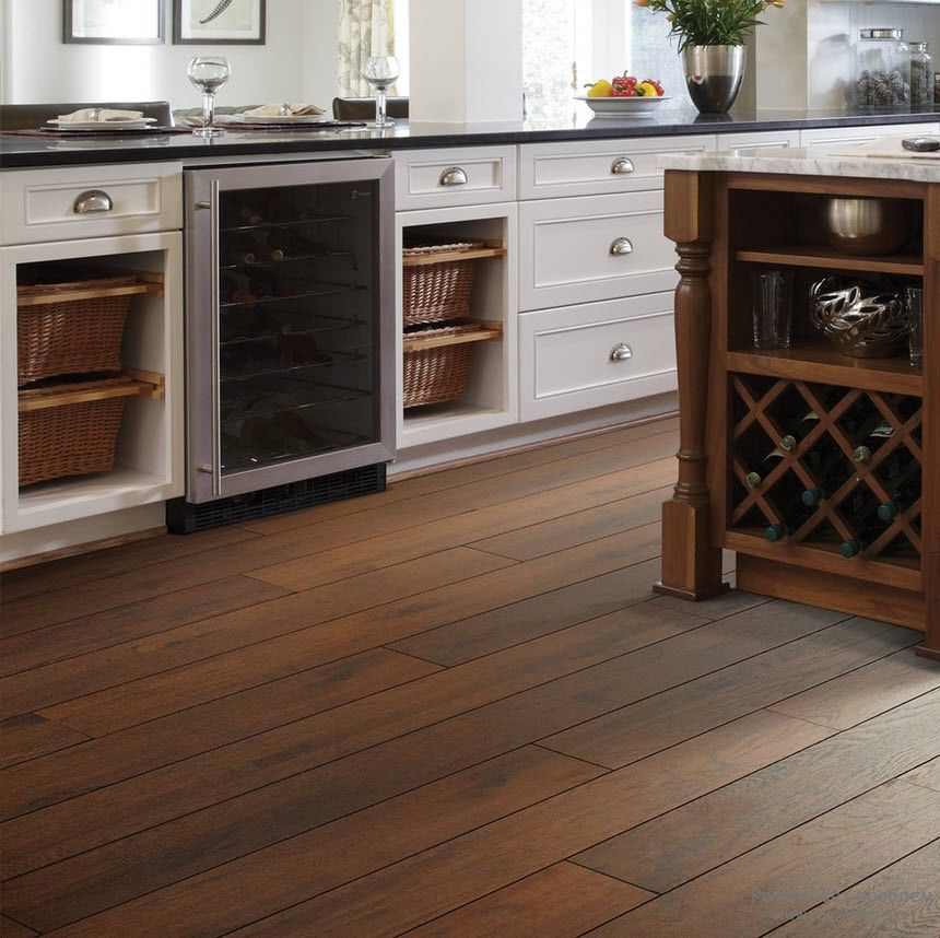 The Low-Down on Laminate vs. Hardwood Floors