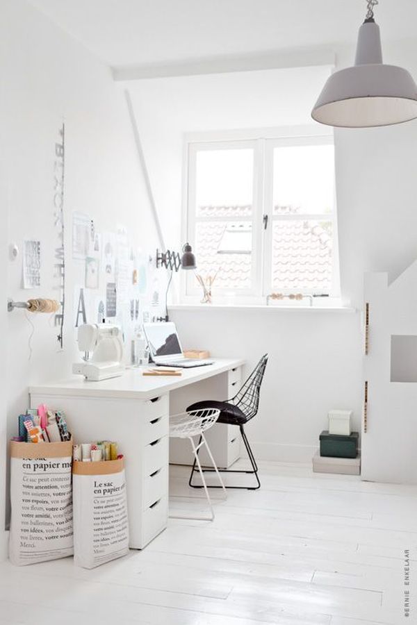 White nordic office room scrissoris lamp