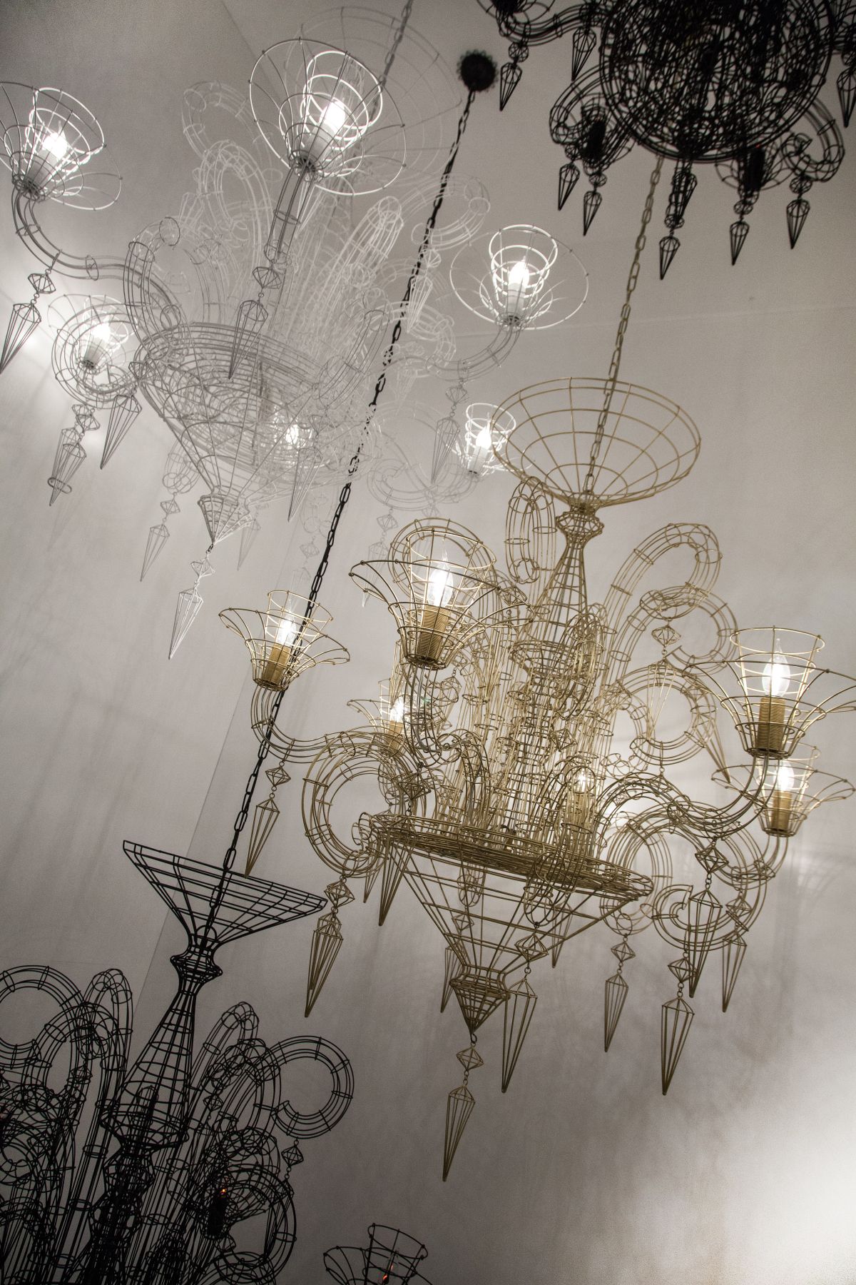 wire chandeliers2