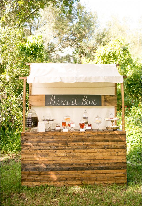Wood bar for wedding