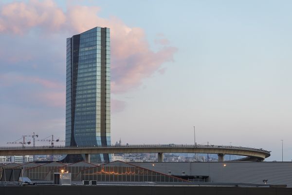 Zaha hadid architects first built tower cma cgm headquarter3