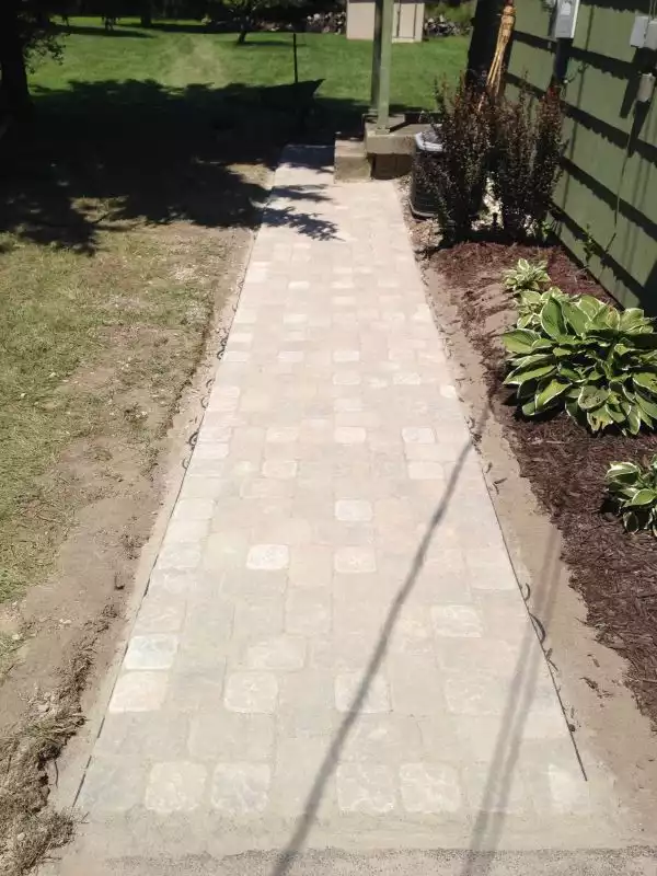 A Complete Tutorial On How To Install Pavers Like A PRO