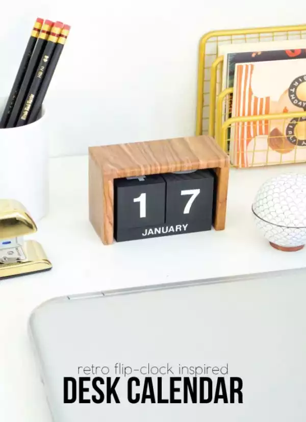 A flip clock style desk calendar