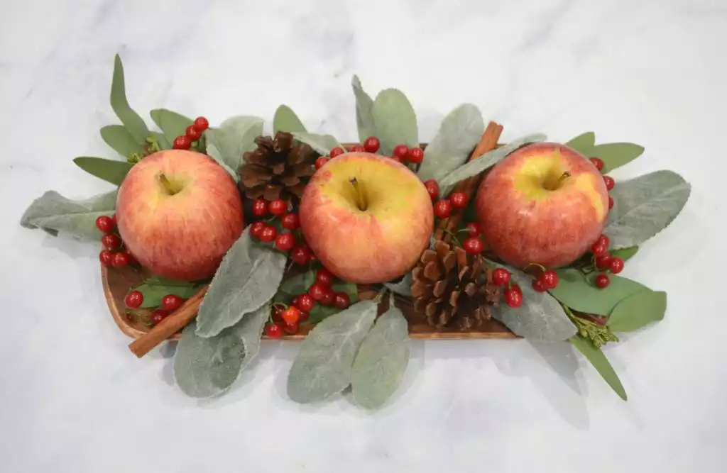 An Apple Inspired Fall Centerpiece