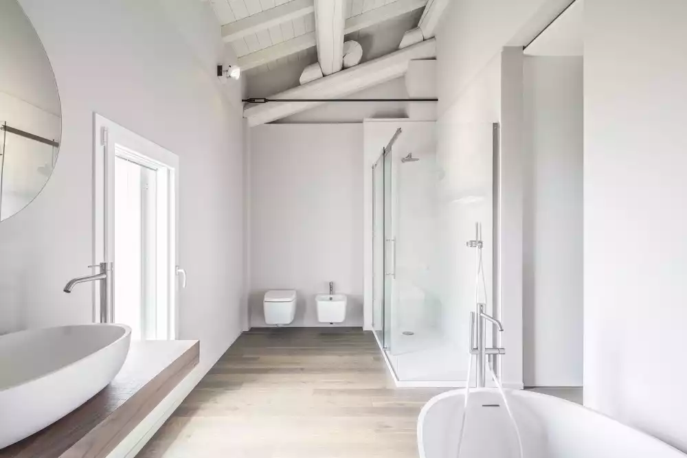 Attic bathroom with painted ceiling