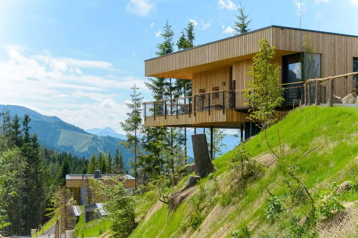 Beautiful Chalets in Austria from Viereck Architects