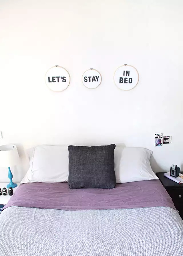 Cute fabric wall décor for the bedroom