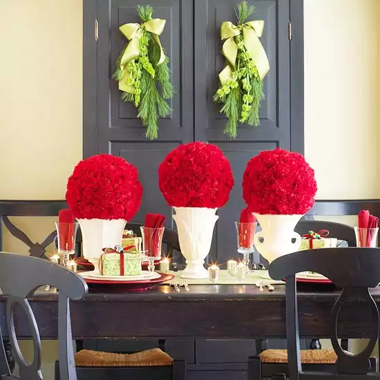 44 Flower Arrangements for Christmas