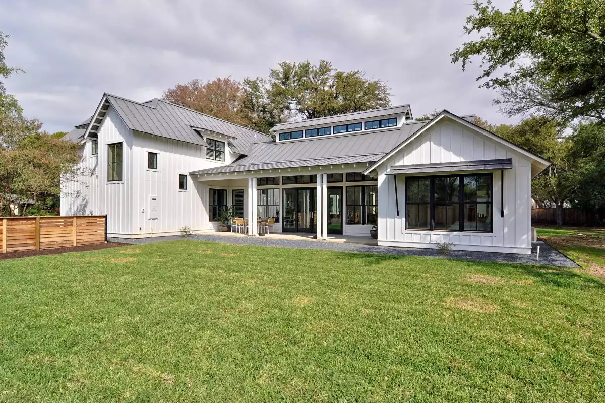 Clerestory Roof on a Modern Farmhouse