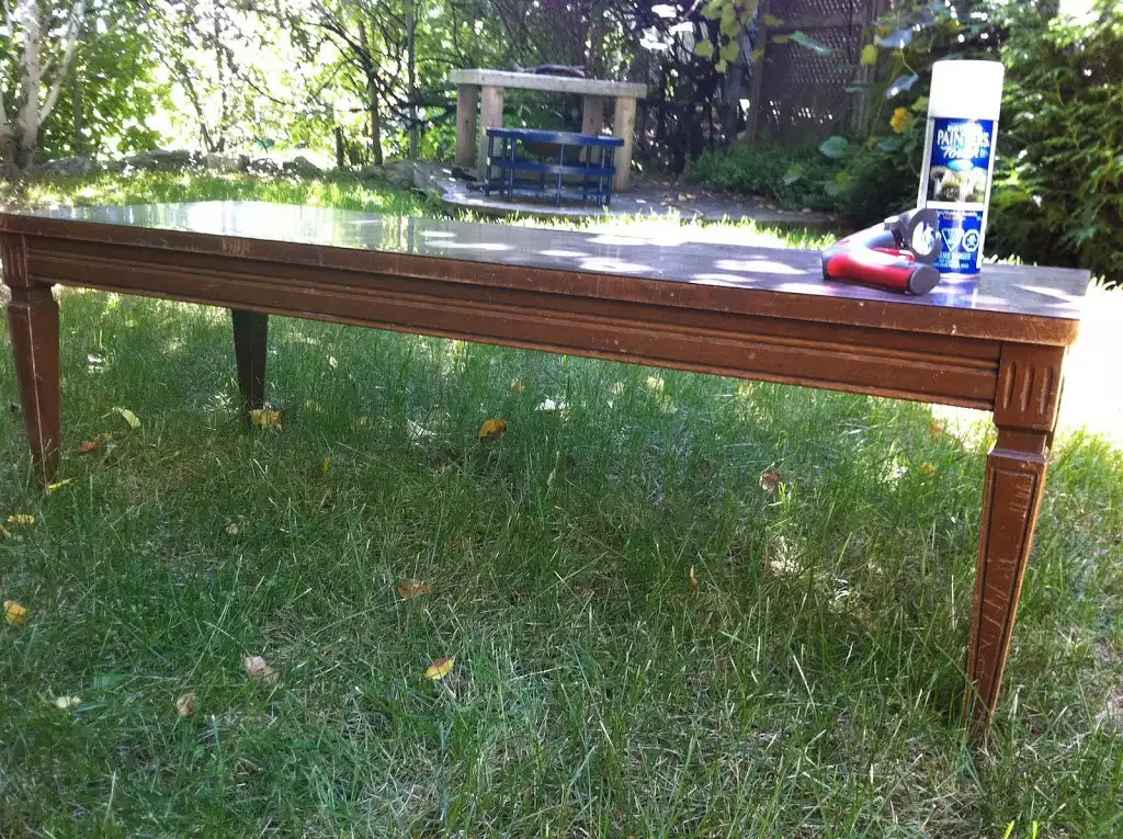 Coffee table turned into a bench1