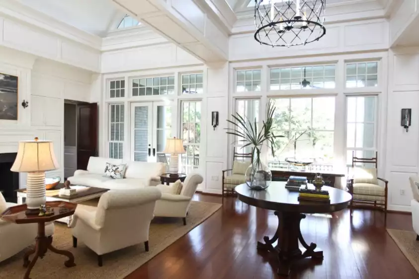 Comfortable Luxury Living room Entryway Chandelier