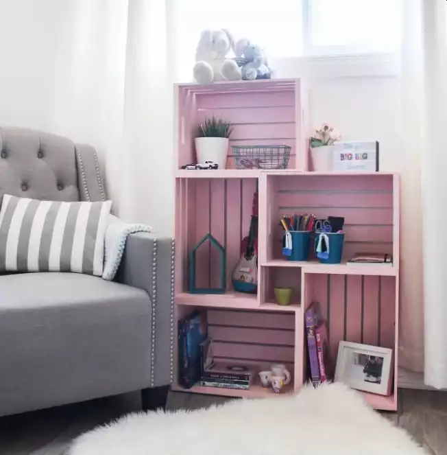 Modular crate bookcase with a cute design