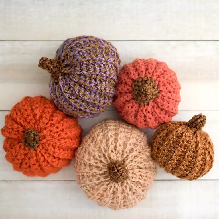 DIY Crochet Pumpkin