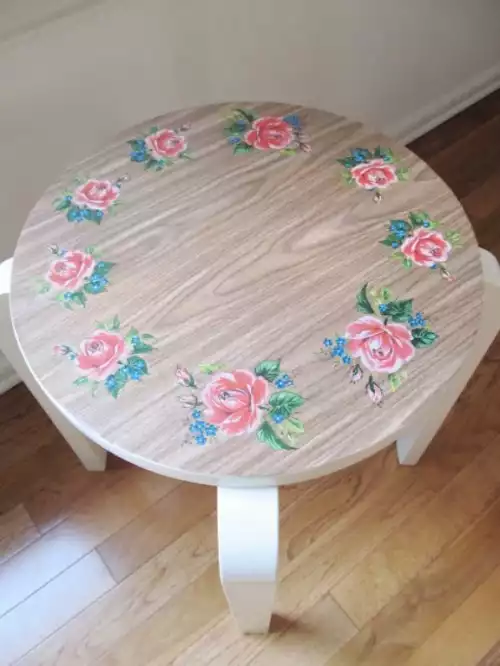 DIY Pretty Vintage Stools3