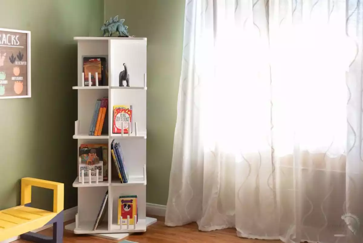 DIY Rotating Bookshelves