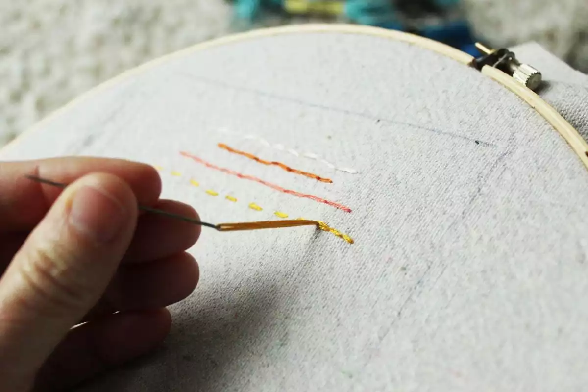 DIY Simple Modern Sampler- Change colors on your needle